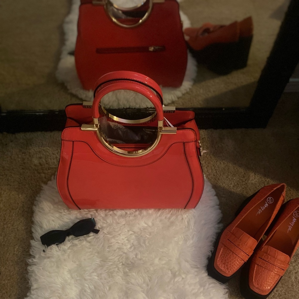 Orange La Terre purse